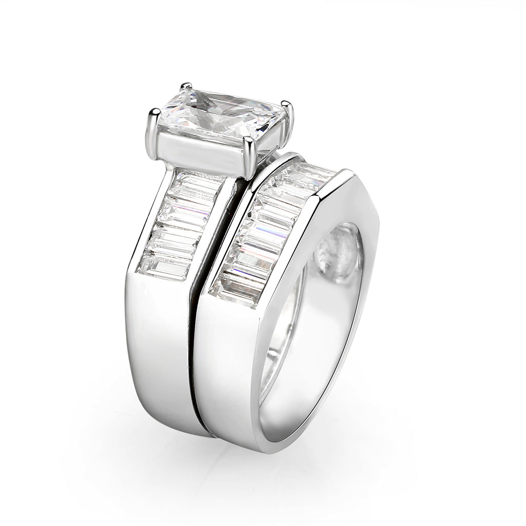 LO5S059- Sterling Silver Ring with CZ In Clear High Polished( NO Plating)